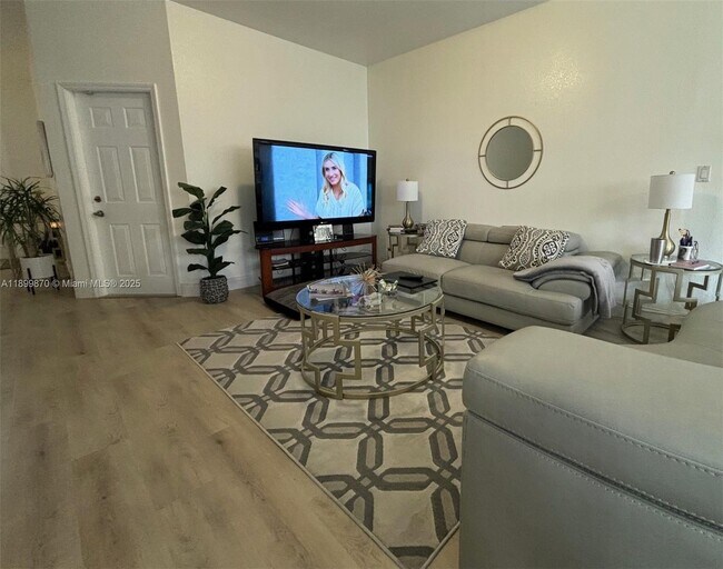 Building Photo - 12515 SW 124th Path