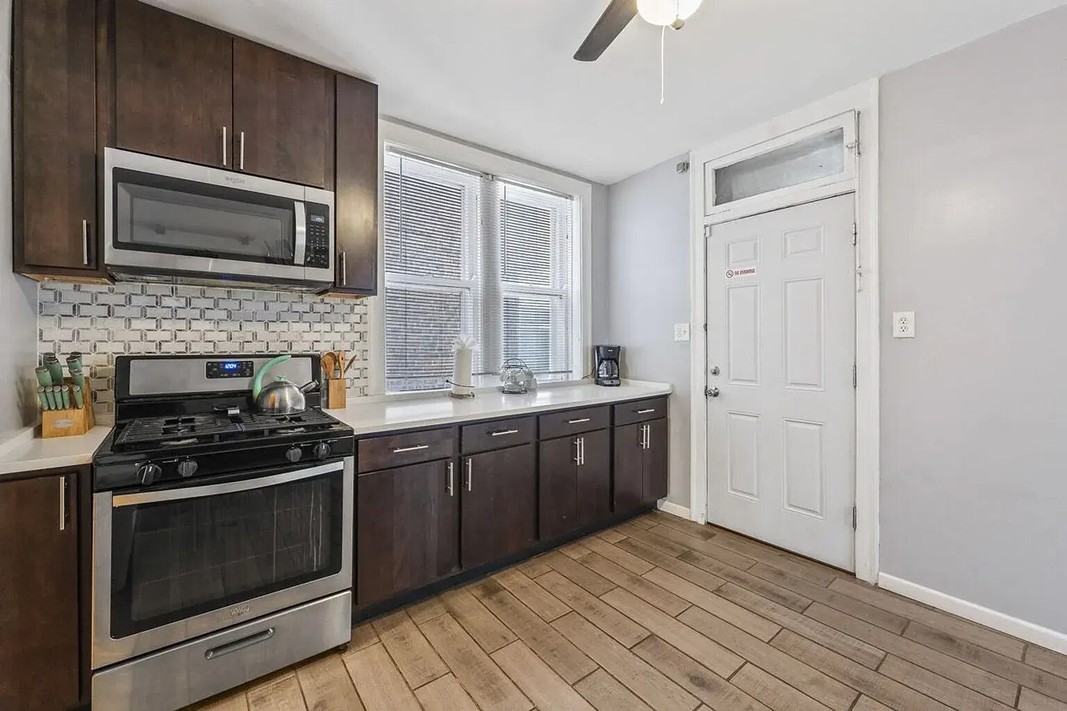 Building Photo - 6444 N Washtenaw Ave