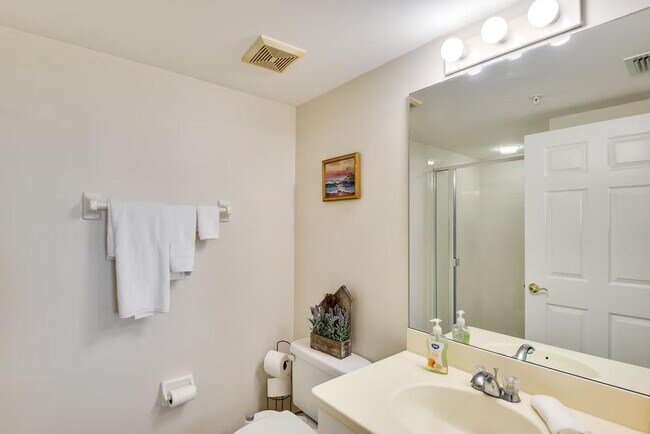 Building Photo - 2055 S Atlantic Ave