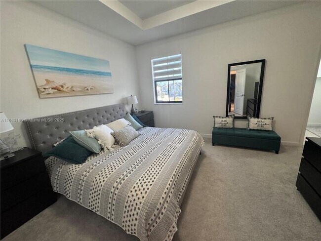 Building Photo - 3 bedroom in Miami Gardens FL 33169
