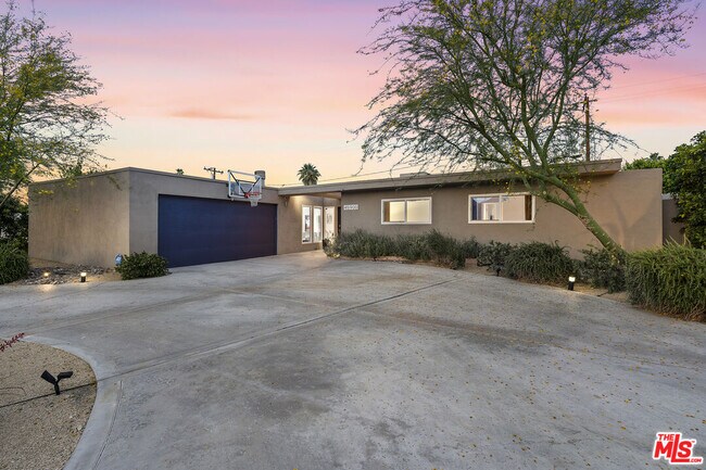 Building Photo - 45900 Quailbrush St
