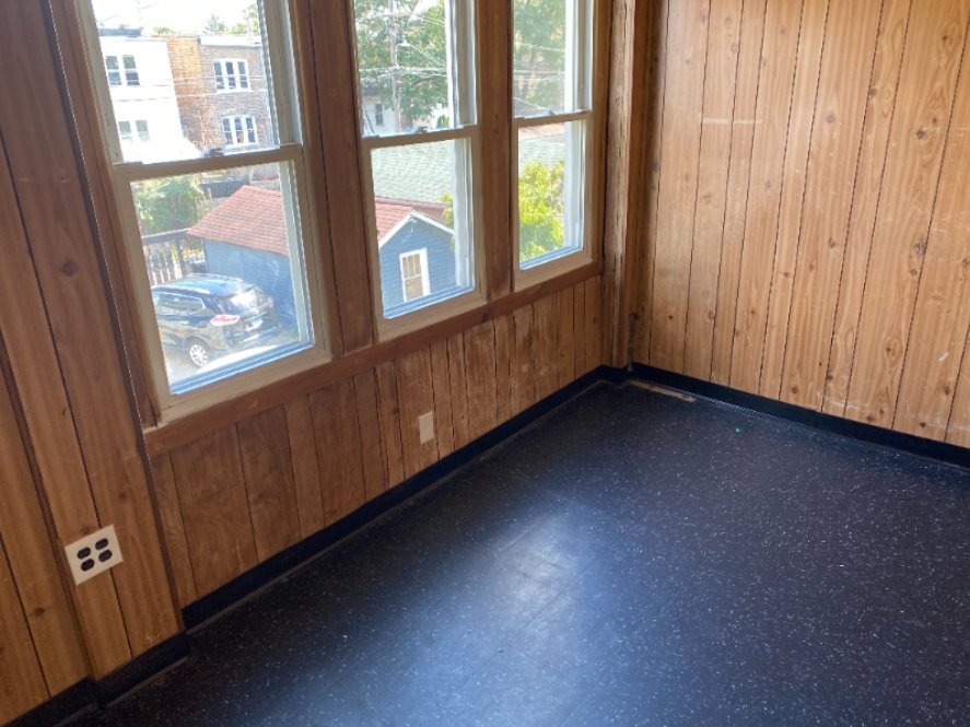 Building Photo - 5939 S Maplewood Ave