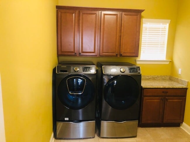 Building Photo - $250 OFF MOVE IN SPECIAL-TURTLE CREEK-GATED-BENTON-BEAUTIFUL HOME-NEAR CYPRESS BLACK BAYOU