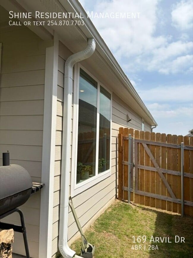 Building Photo - 169 Arvil Dr