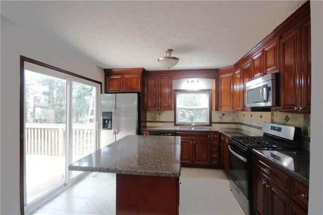 Building Photo - 3310 Chastain Crossing NW