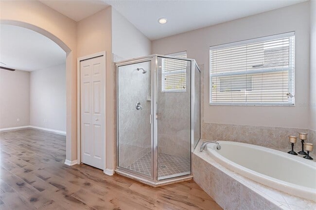 Building Photo - 13815 Artesa Bell Dr
