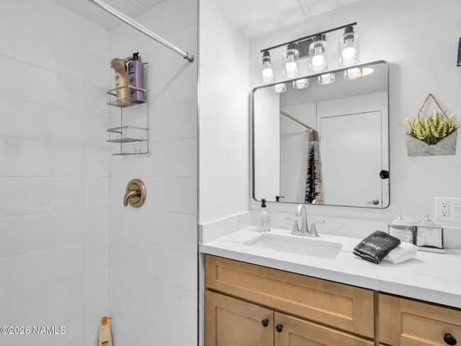 Building Photo - 3114 Owl Pl