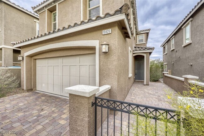 Building Photo - 10426 Mount Charleston Ave