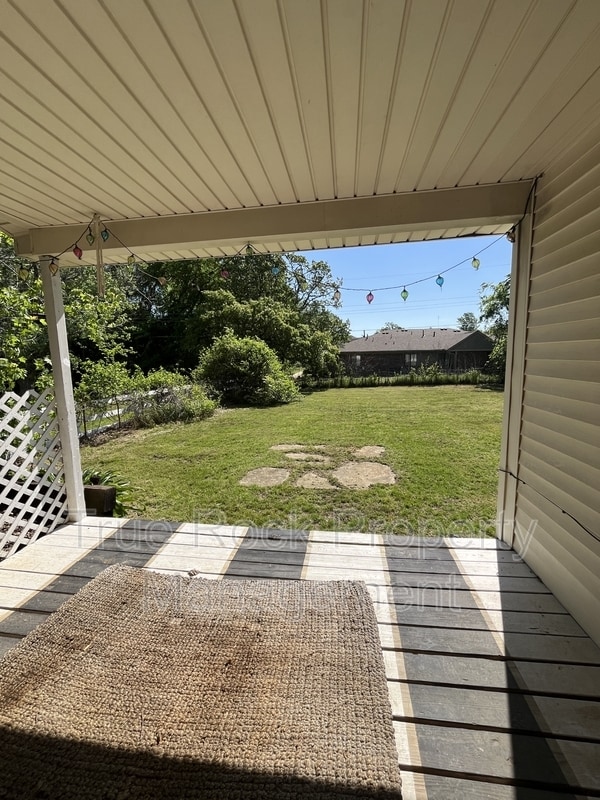 Building Photo - 808 N Wolfe Ln