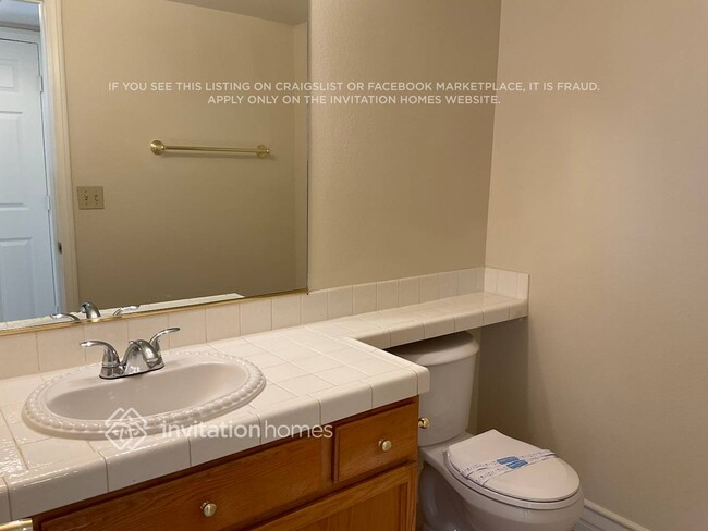 Building Photo - 1625 Royal Palm Dr