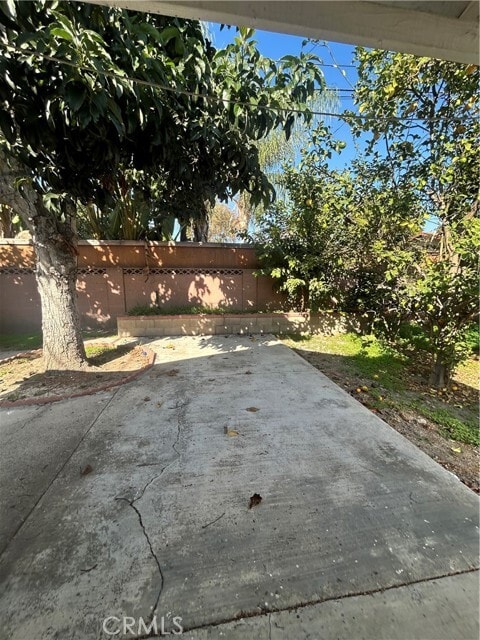 Primary Photo - 2721 W Olive Ave