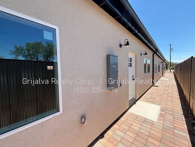 Building Photo - 502 S Fremont Ave