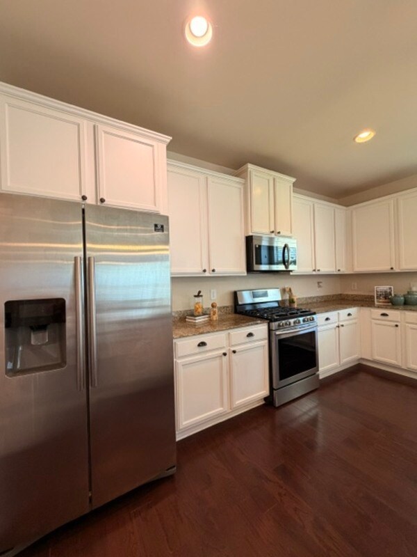 Building Photo - 213 Golden Fluke Dr