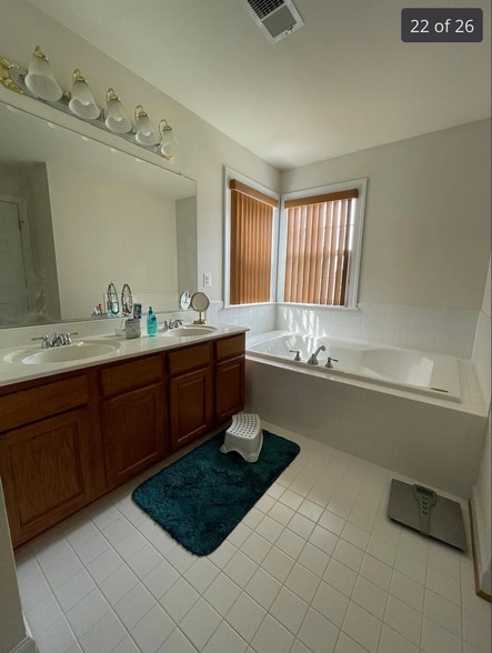 Building Photo - 8162 Gilroy Dr