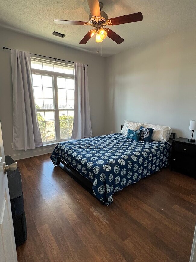 Building Photo - 82 Saddlebrush Rd