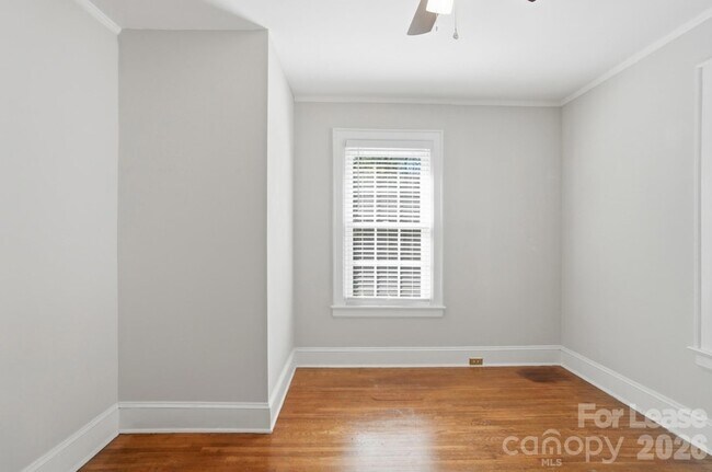 Building Photo - 2120 Kirkwood Ave