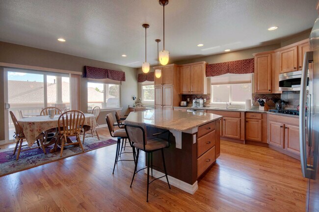 Building Photo - 2809 Eagle Dr