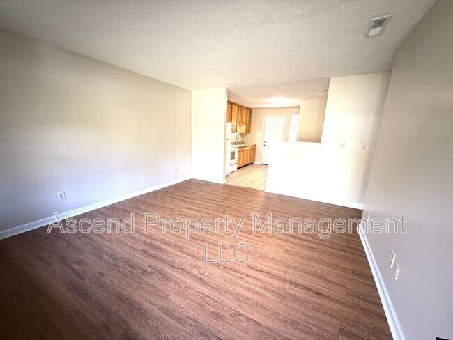 Building Photo - 5052 Eller Rd