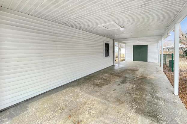 Building Photo - 3907 Memorial Dr
