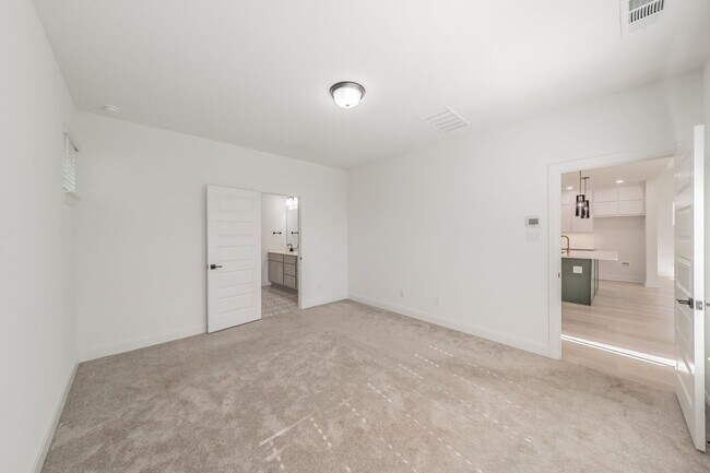 Building Photo - Stunning modern farmhouse in Walsh Ranch!