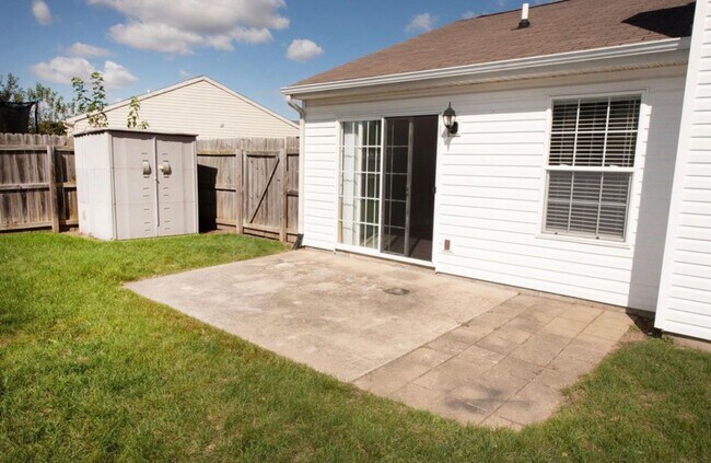 Building Photo - Carrington Estates...3 Bedroom 2 Bath