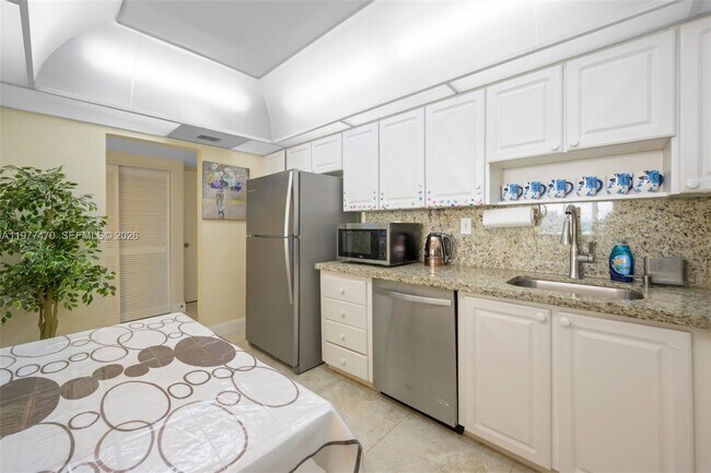 Building Photo - 19370 Collins Ave