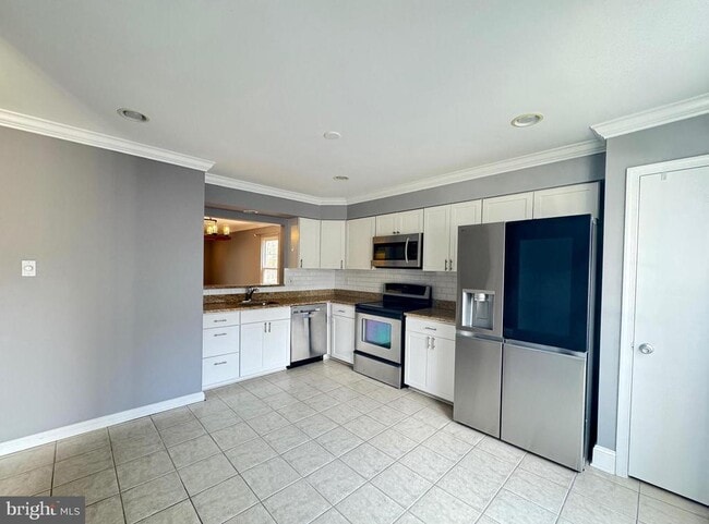 Building Photo - 11720 Stonegate Ln