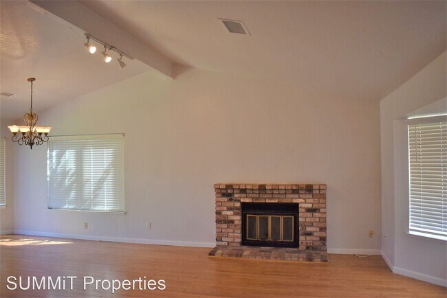 Building Photo - 3 br, 2 bath House - 345 Nancy Circle