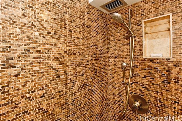 Building Photo - 2345 Ala Wai Blvd