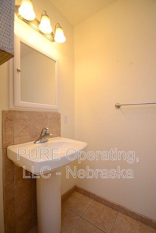 Building Photo - 12386 Bel Dr