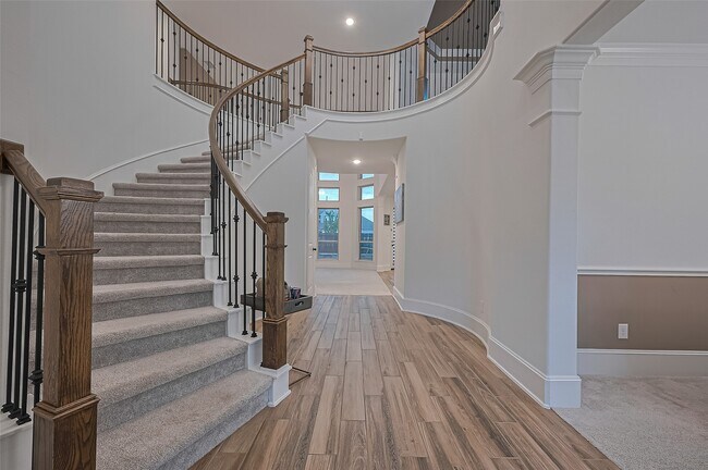 Building Photo - 9011 Bright Harbor Dr