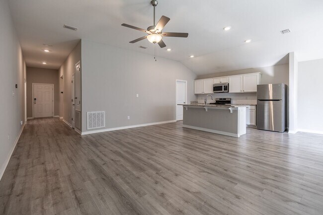 Building Photo - 13437 Antler Hl Rd