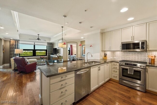 Building Photo - 9115 Strada Pl