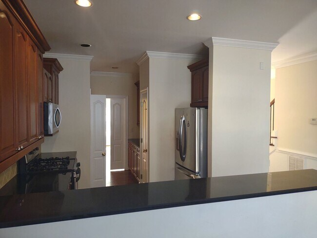 Building Photo - COMING SOON !!! | Just Minutes from Downto...