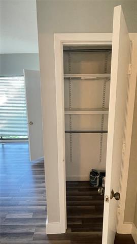 Building Photo - 5837 Velasco Ave