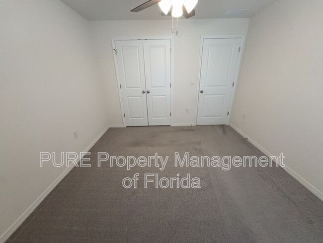 Building Photo - 618 SE 65th Terrace