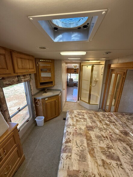 Building Photo - 911-924 24 Rd