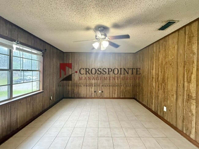 Building Photo - 314 Tammy Lynn Dr