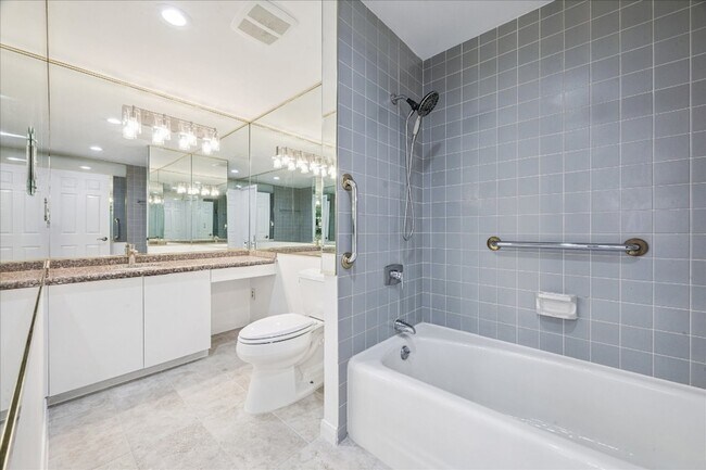 Building Photo - 2001 Holcombe Blvd