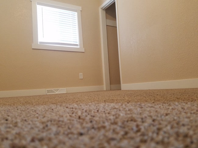 Building Photo - 32 N 9th Ave