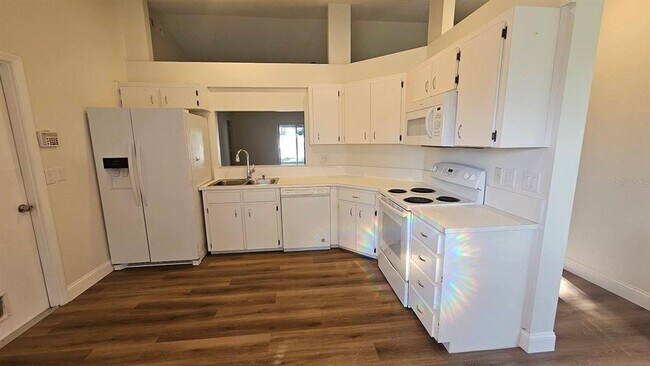 Building Photo - 3938 Creek Woods Dr