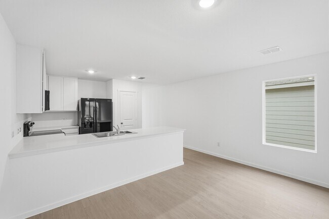 Building Photo - 419 bower dr