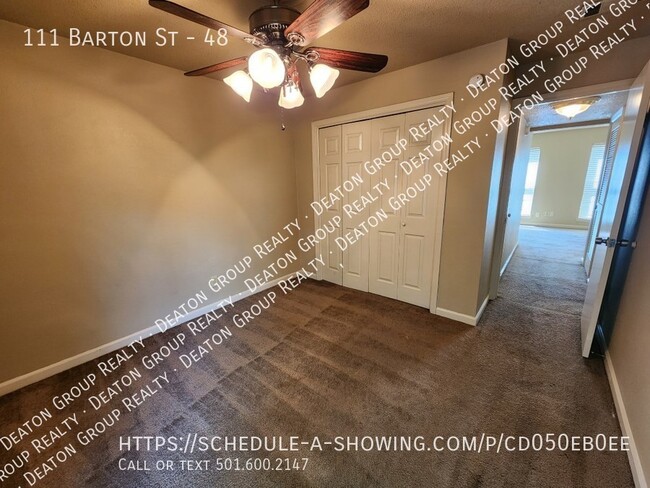 Building Photo - Welcome Home to Barton Oaks Apartments #48...