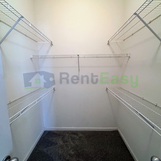 Building Photo - 1400 Granby St