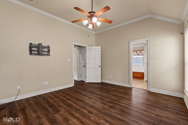 Building Photo - Now Available – 126 Satinwood Circle