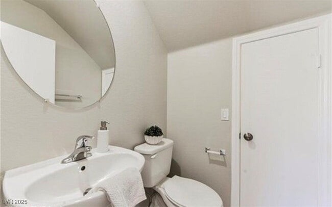 Building Photo - 11 Stockton Edge Ave