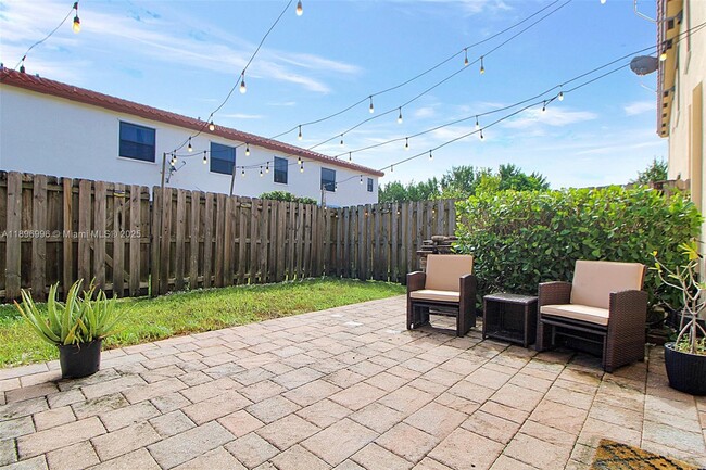 Building Photo - 17631 SW 153rd Path