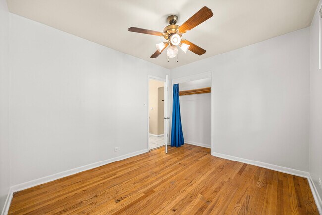 Building Photo - 3109 Grove Ave