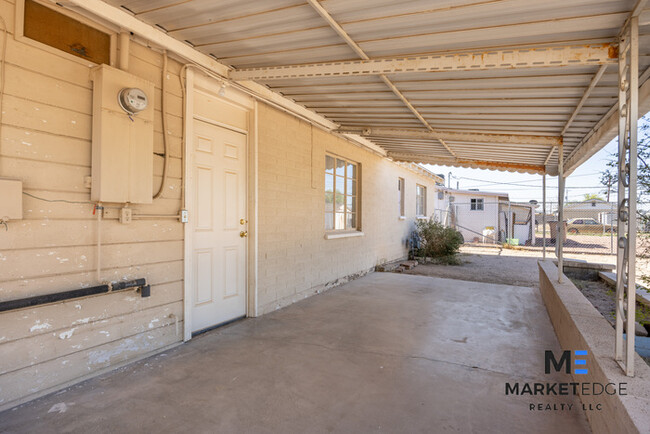 Building Photo - Home at Peoria/111th Ave! JOIN THE WAITLIST!