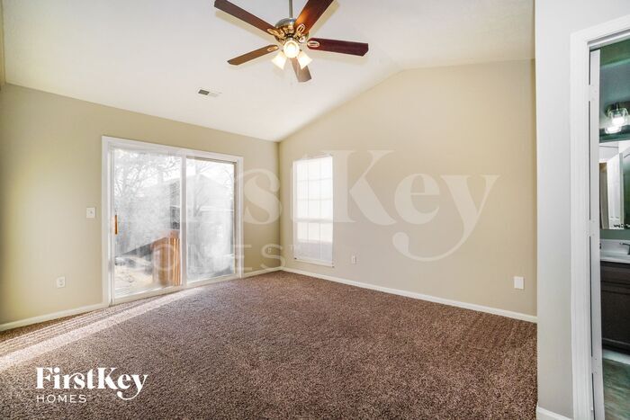 Building Photo - 2544 Willowgate Rd